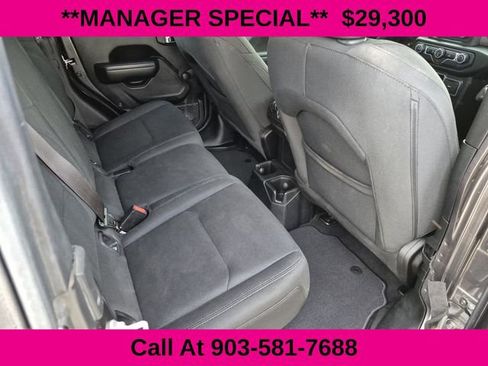 Used 2021 Jeep Gladiator Sport AWD/4WD image 16