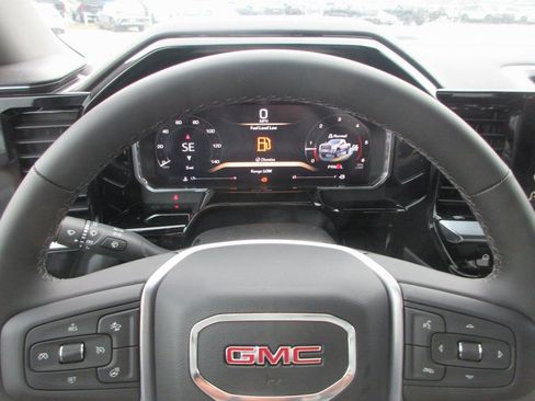 New 2026 GMC Sierra 3500 SLE w/ SLE Value Package image 19