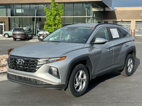 Certified 2023 Hyundai Tucson SEL AWD/4WD image 2
