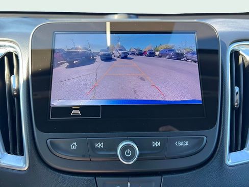 Used 2024 Chevrolet Malibu LT FWD image 22