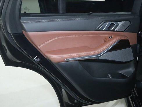Certified 2025 BMW X5 M60i AWD/4WD image 14