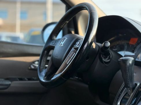 Used 2014 Honda Odyssey Touring Elite image 25