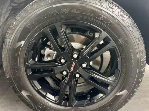 Used 2023 GMC Terrain AT4 w/ LPO, Floor Liner Package AWD/4WD image 9