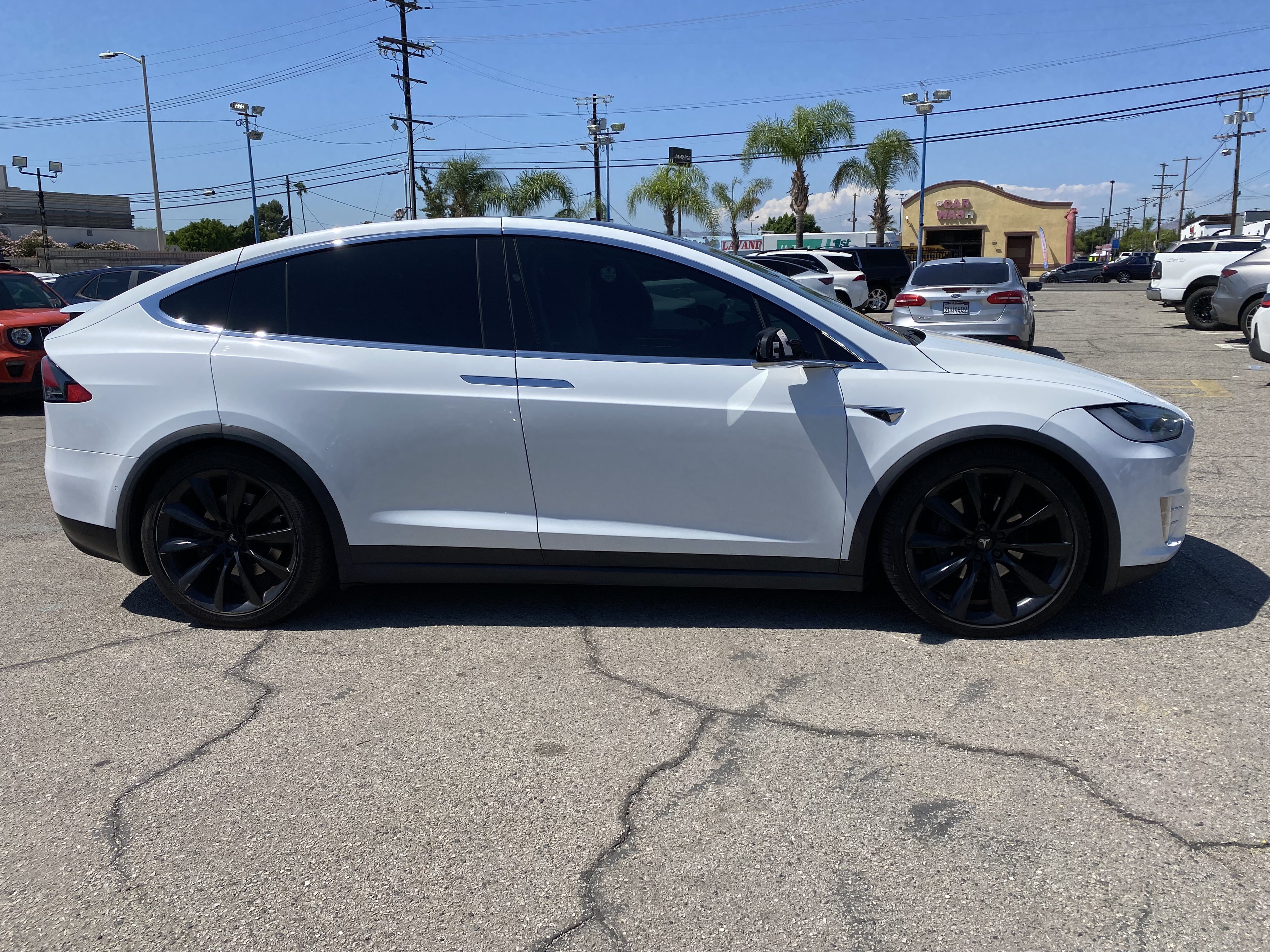 Used 2018 Tesla Model X 100D AWD/4WD image 10