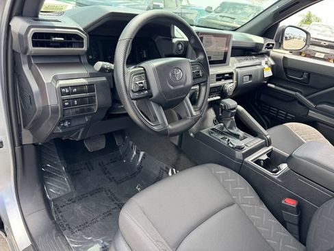 Used 2026 Toyota Tacoma SR5 AWD/4WD image 13