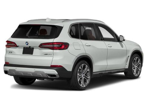 Used 2021 BMW X5 xDrive45e w/ M Sport Package AWD/4WD image 5