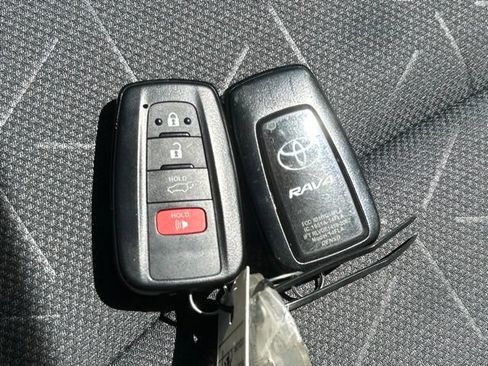 Used 2025 Toyota RAV4 XLE w/ Convenience Package AWD/4WD image 68