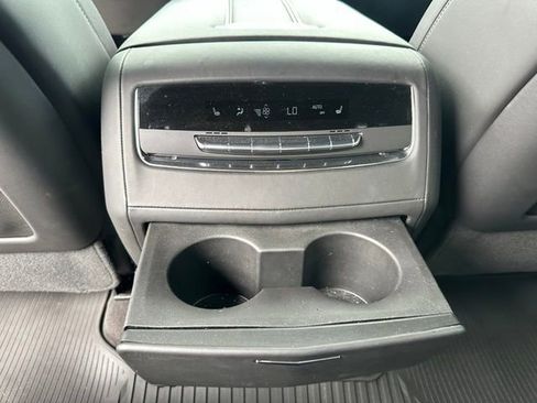 Used 2023 Cadillac Escalade Sport Platinum RWD image 13