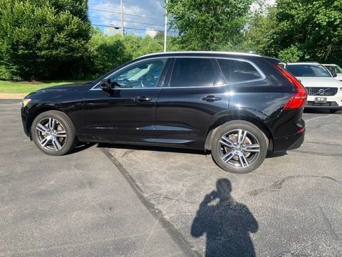 Used 2019 Volvo XC60 T6 Momentum w/ Multimedia Package AWD/4WD image 8
