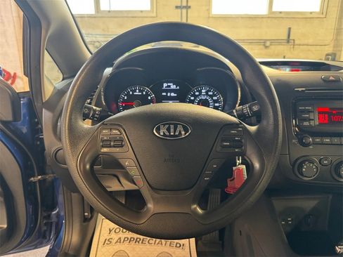 Used 2018 Kia Forte LX image 15