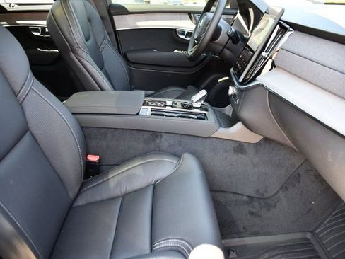 New 2026 Volvo XC90 T8 Ultra w/ Protection Package Premier AWD/4WD image 31