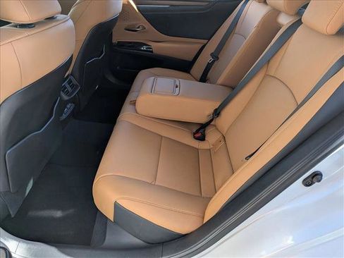 Used 2025 Lexus ES 350 w/ Premium Package image 18