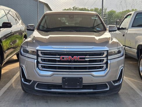 Used 2022 GMC Acadia SLE FWD image 2