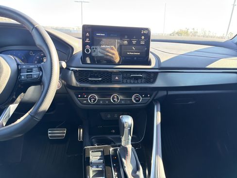 Certified 2025 Acura ADX A-Spec image 30