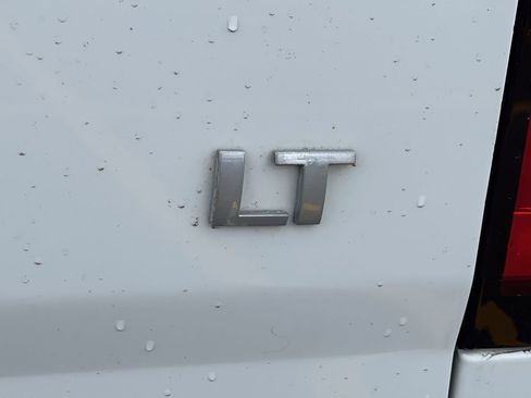 Used 2016 Chevrolet Colorado LT w/ LT Convenience Package AWD/4WD image 8