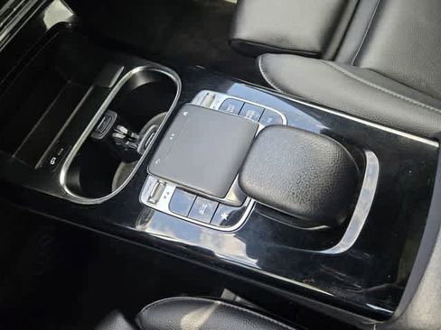 Used 2020 Mercedes-Benz CLA 250 image 17