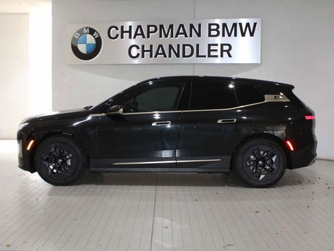 Certified 2023 BMW iX xDrive50 w/ Premium Package image 3