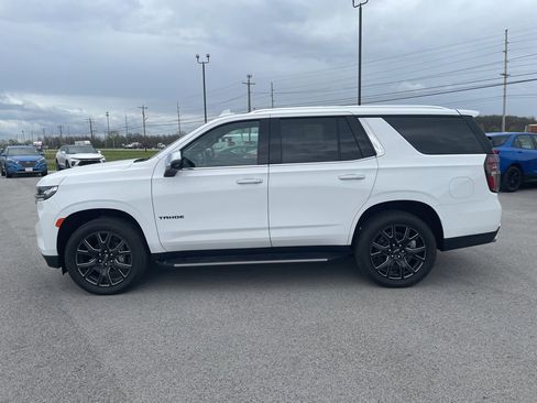 Used 2024 Chevrolet Tahoe Premier AWD/4WD image 4