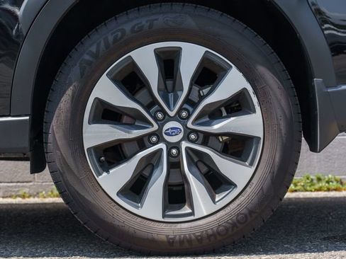 Used 2025 Subaru Outback Touring XT AWD/4WD image 13