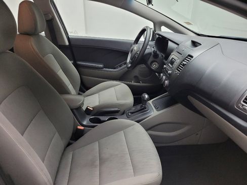 Used 2016 Kia Forte LX FWD image 21
