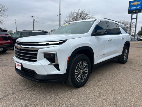 Certified 2025 Chevrolet Traverse LT image 29