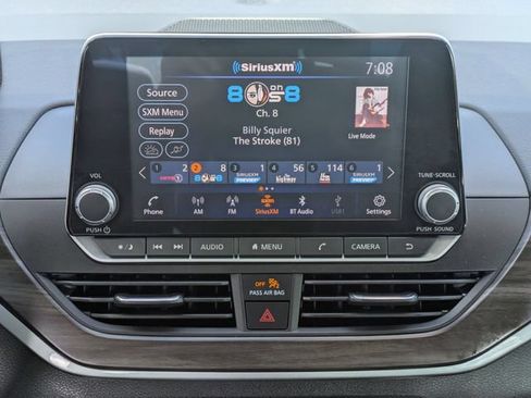 Used 2023 Nissan Altima 2.5 SV FWD image 21