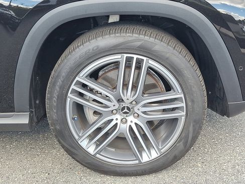 Certified 2025 Mercedes-Benz GLS 450 4MATIC image 8