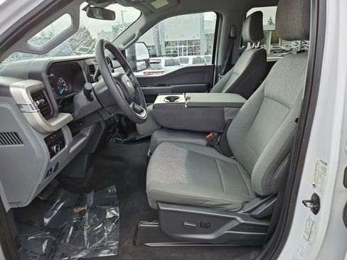 Used 2024 Ford F450 XLT w/ 360-Degree Camera Package image 14