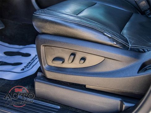 Used 2016 Chevrolet Suburban LS w/ Enhanced Driver Alert Package image 29