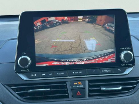 Used 2022 Nissan Altima 2.5 SR FWD image 31