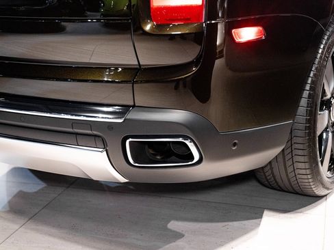 Used 2023 Rolls-Royce Cullinan image 30