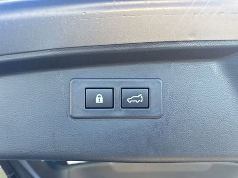 Used 2025 Subaru Outback Limited image 20