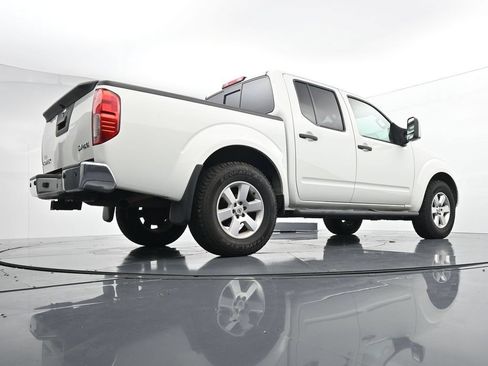 Used 2016 Nissan Frontier SV w/ SV Value Truck Package AWD/4WD image 34