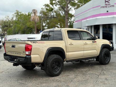Used 2016 Toyota Tacoma TRD Off-Road w/ Towing Package image 9