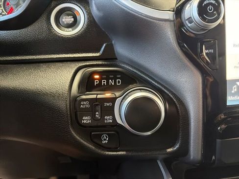 Used 2023 RAM 1500 Big Horn AWD/4WD image 24