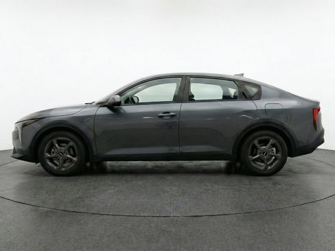 Used 2025 Kia K4 image 8