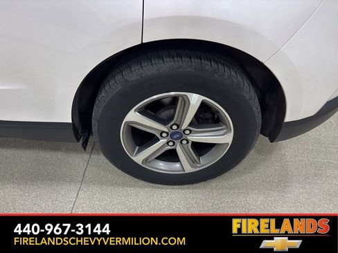 Used 2019 Ford Edge SEL w/ Equipment Group 201A image 26