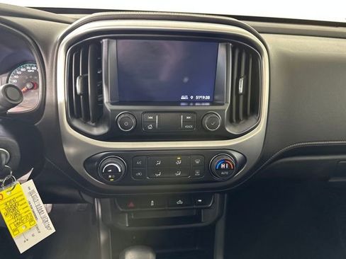 Used 2022 GMC Canyon Elevation image 21