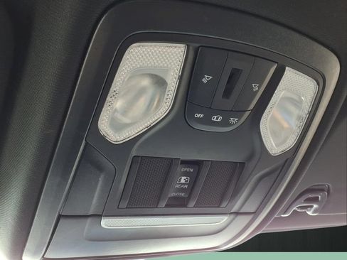 Used 2022 RAM 3500 Tradesman AWD/4WD image 21