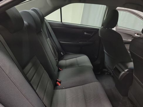 Used 2015 Toyota Camry LE FWD image 24