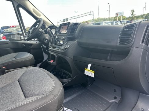 New 2025 RAM ProMaster 1500 w/ Convenience Group FWD image 24