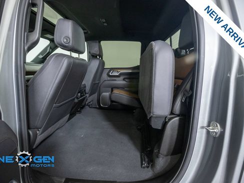Used 2025 Chevrolet Silverado 1500 High Country w/ Technology Package AWD/4WD image 29