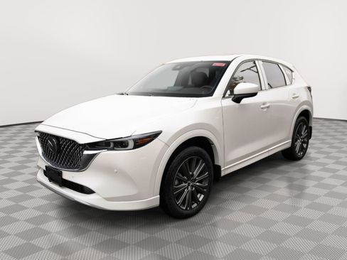 New 2025 MAZDA CX-5 Signature image 3