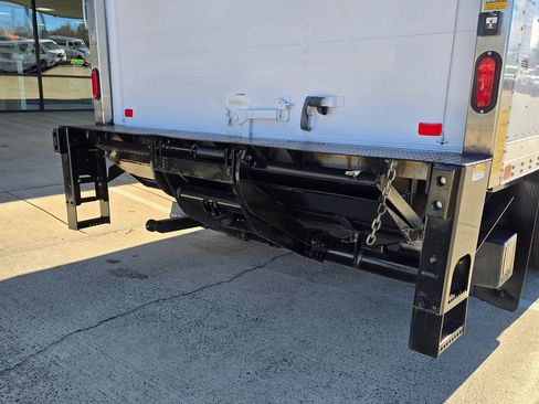 Used 2024 Ford E-350 and Econoline 350 Super Duty w/ Power Windows & Locks Group image 16