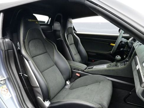 Certified 2025 Porsche 718 Boxster Spyder RS RWD image 12