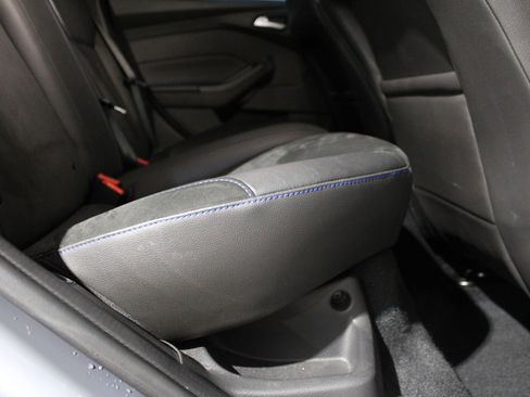 Used 2017 Ford Focus RS image 12