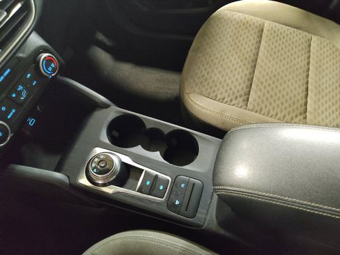 Used 2021 Ford Escape SE FWD image 26