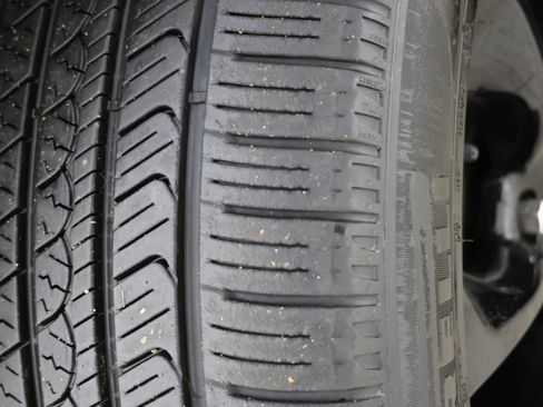 Used 2020 Dodge Durango R/T w/ Blacktop Package AWD/4WD image 16