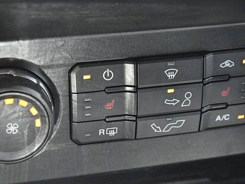 Used 2020 Ford F150 XLT w/ Equipment Group 302A Luxury image 26