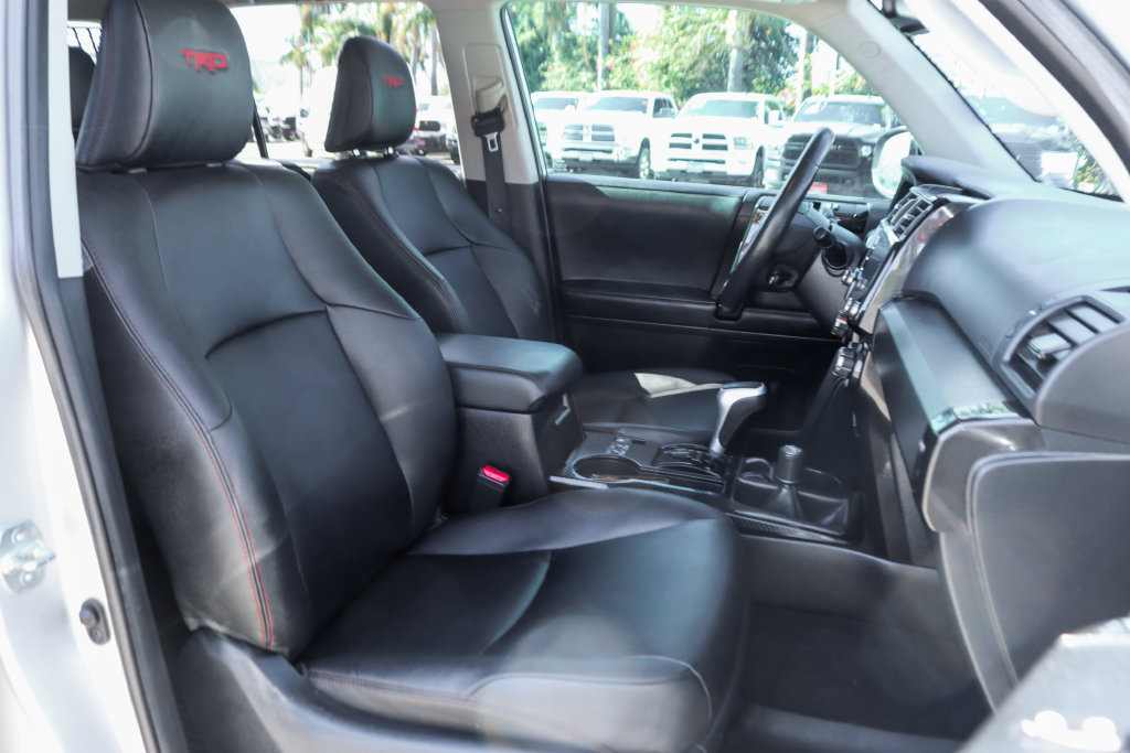 Used 2022 Toyota 4Runner TRD Off-Road Premium w/ Moonroof Package AWD/4WD image 37